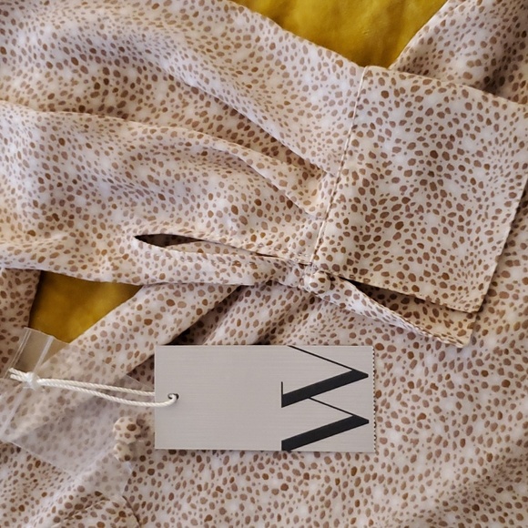 Worthington Nuetral Print Blouse NWT sz Sm - Picture 3 of 5